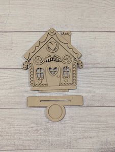 Gingerbread house Shelf Sitter