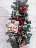 Mistletoe Mini Tree set