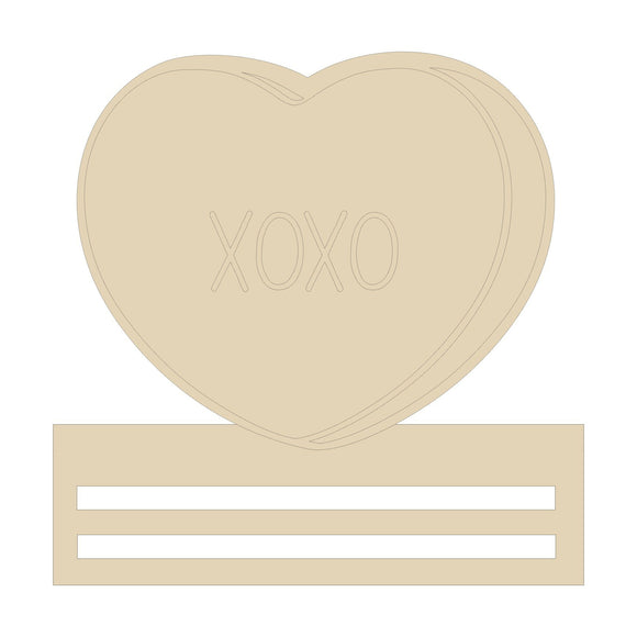 XOXO Heart Wreath Rail