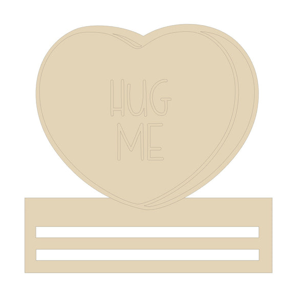 Hug Me Heart Wreath Rail